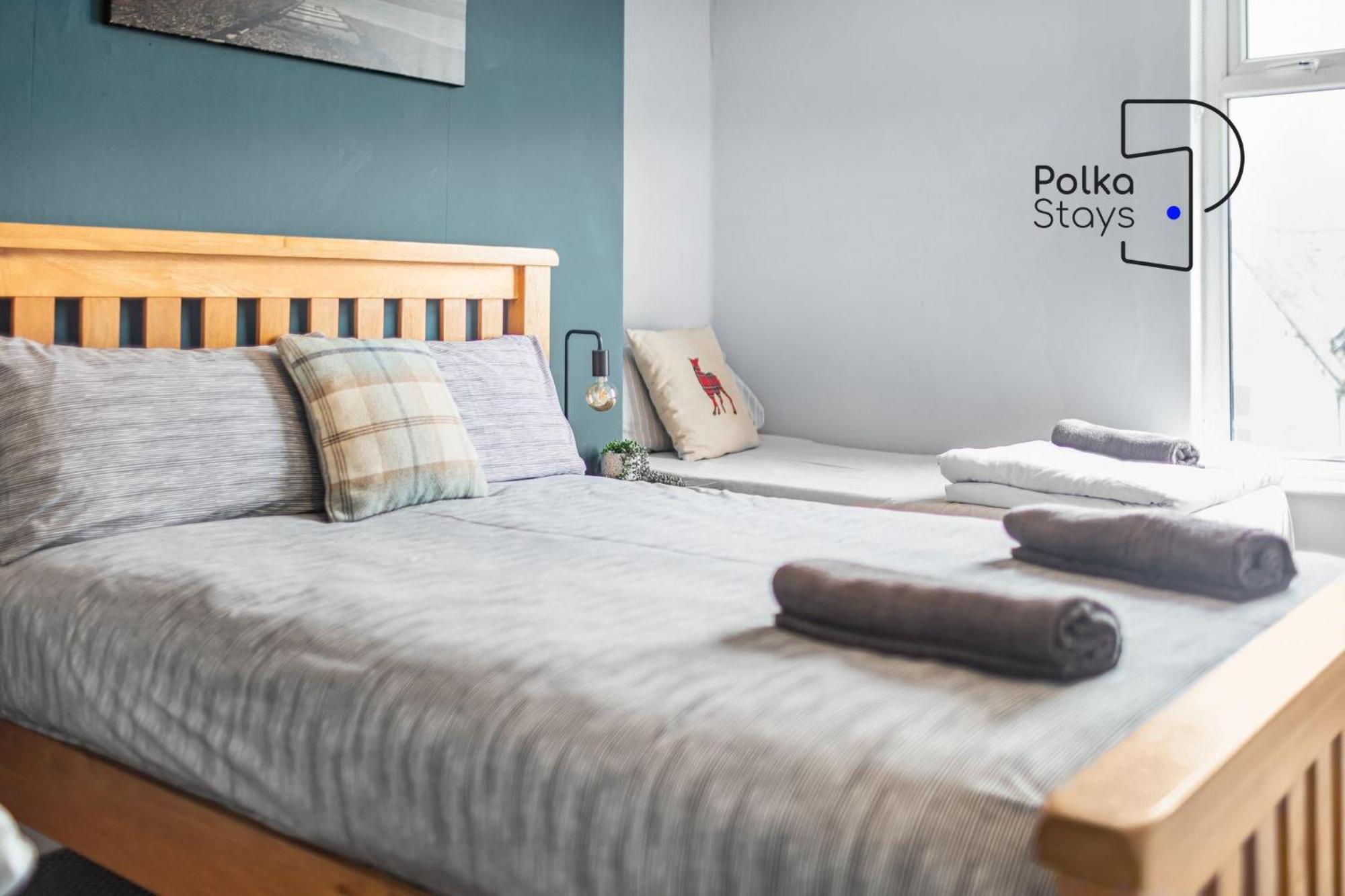 Polkadot Winter Gardens - Large Modern Apartments In Blackpool By Polkastays Ngoại thất bức ảnh