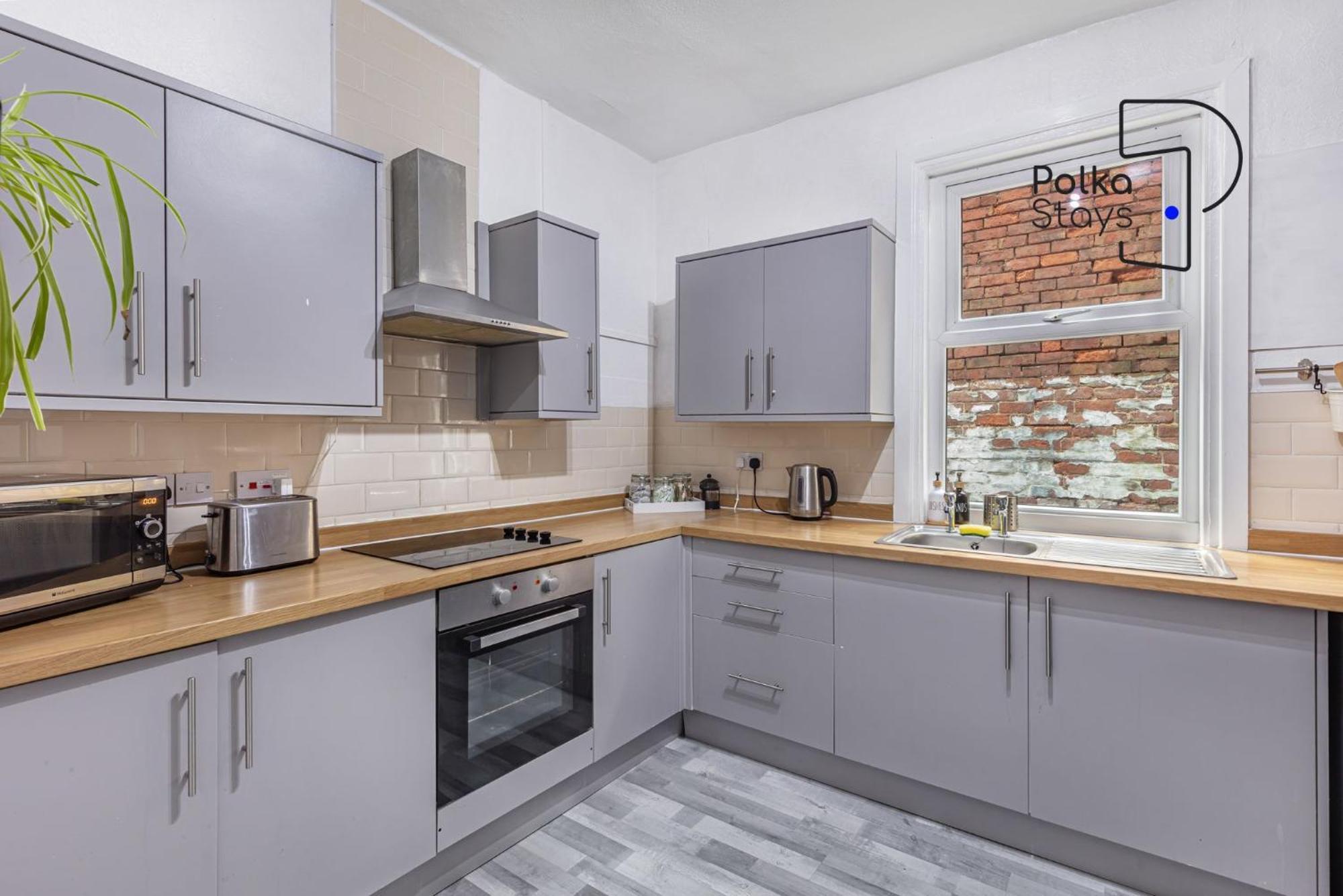 Polkadot Winter Gardens - Large Modern Apartments In Blackpool By Polkastays Ngoại thất bức ảnh
